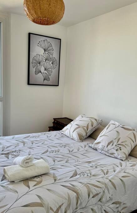 Spacieux T2 Idealement Place Appartement *