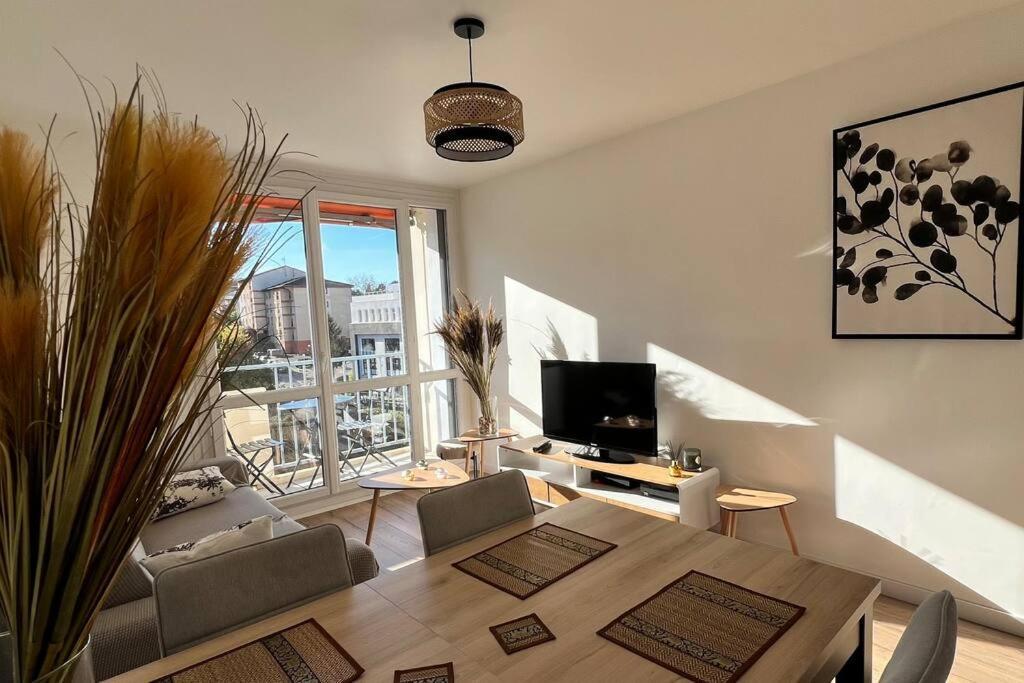 Appartement Spacieux T2 Idealement Place *